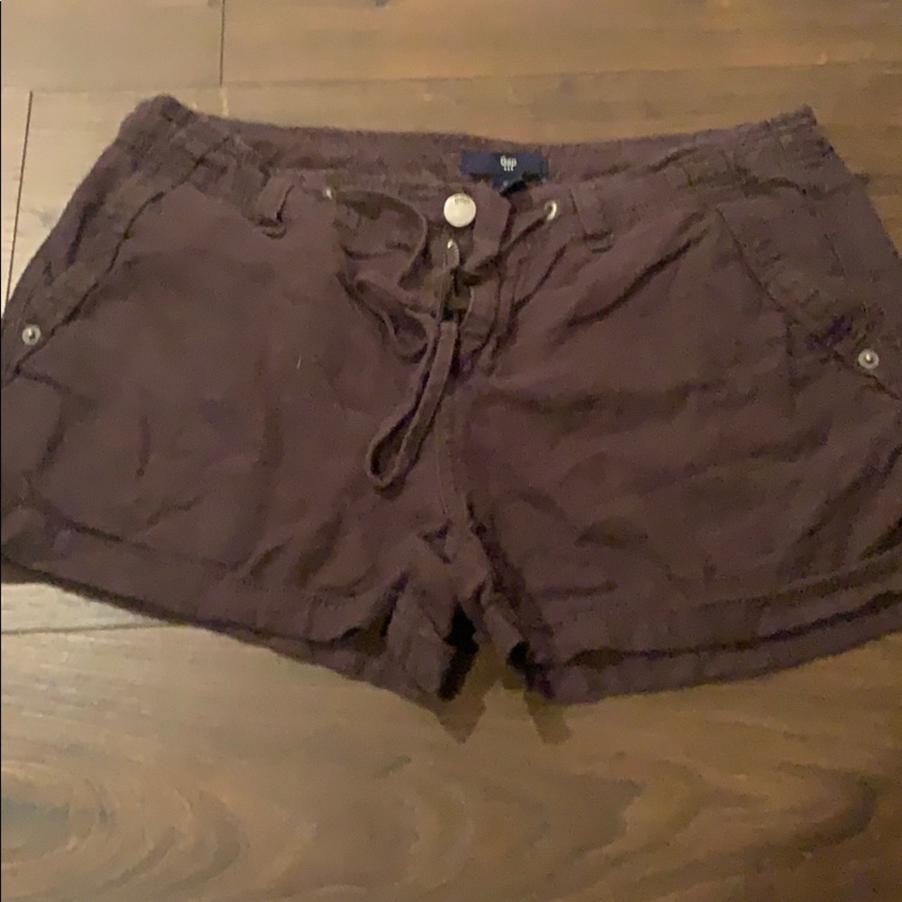 Gap shorts